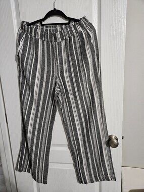 Women's Bottoms Bundle - Size Large